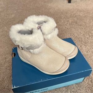 Stride Rite toddler girl cute Boot Size9W